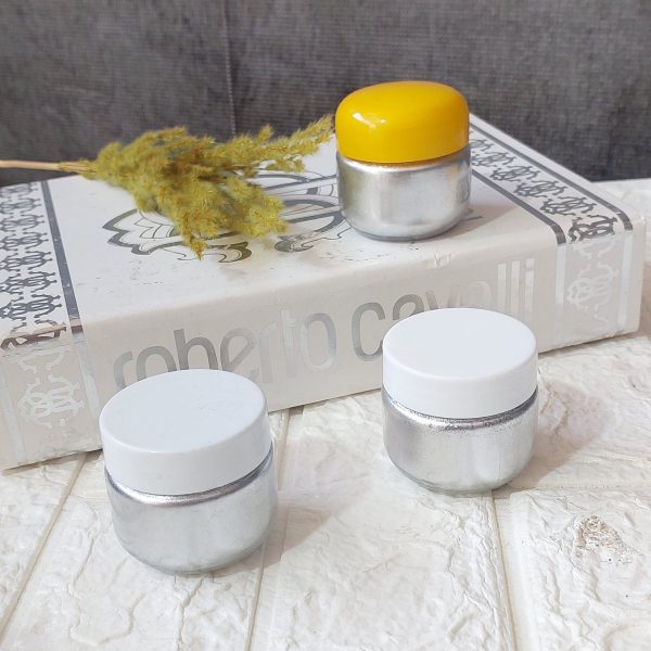 پودر فلز نقره ای